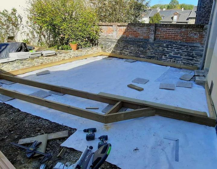 Avant - Installation de terrasses en bois Guénin